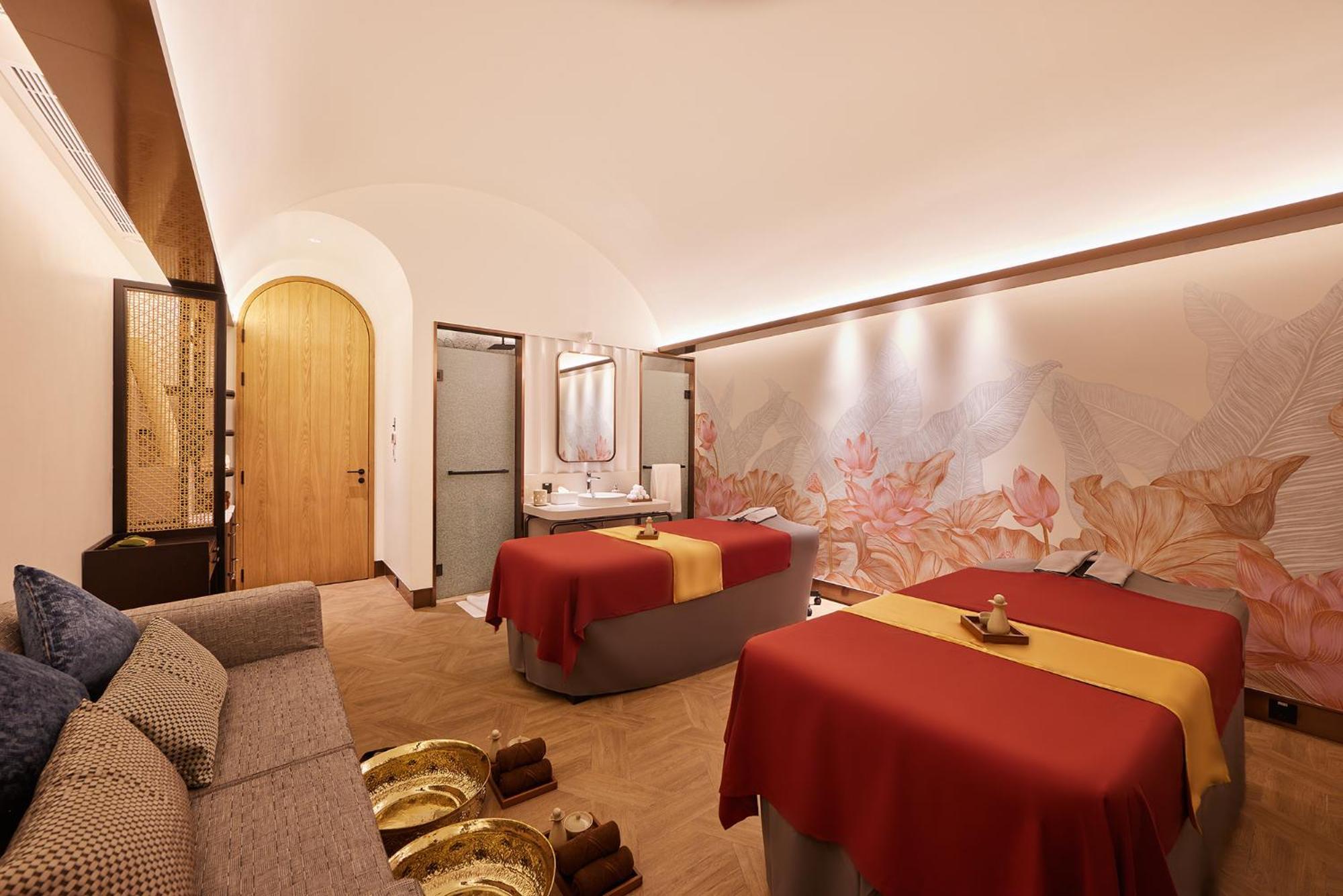 酒店 Eastin Grand Phayathai 5*